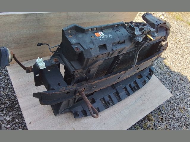 bontott FORD FIESTA VII Komplett Homlokfal (Részeivel)