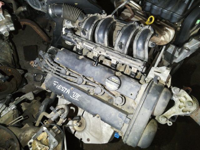 bontott FORD FIESTA VII Motor (Fűzött blokk hengerfejjel)
