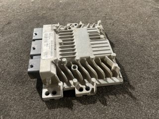 bontott FORD FIESTA VII Motorvezérlő