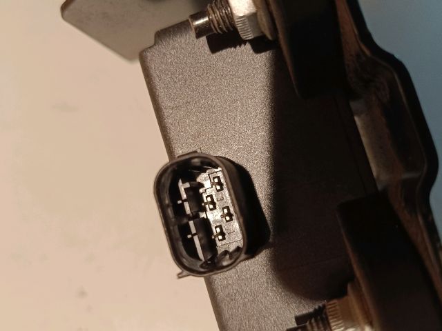 bontott FORD FIESTA VII Menetstabilizátor Elektronika