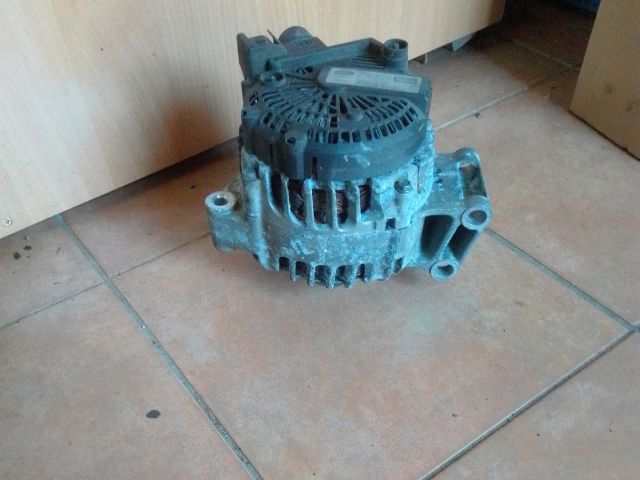 bontott FORD FIESTA VII Generátor