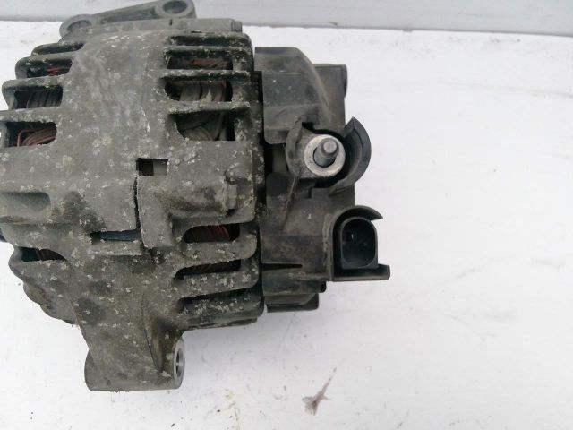 bontott FORD FIESTA VII Generátor