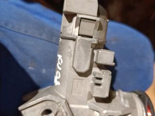 bontott FORD FIESTA VII Gyújtáskapcsoló