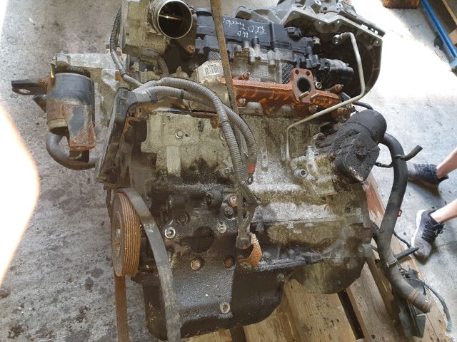 bontott FORD FIESTA VII Komplett Motor (Segédberendezésekkel)
