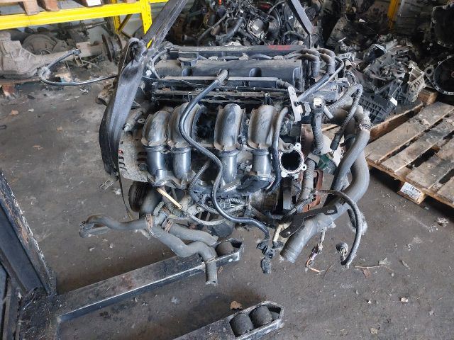 bontott FORD FIESTA VII Komplett Motor (Segédberendezésekkel)