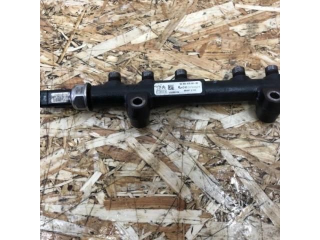 bontott FORD FIESTA VII Közösnyomócső