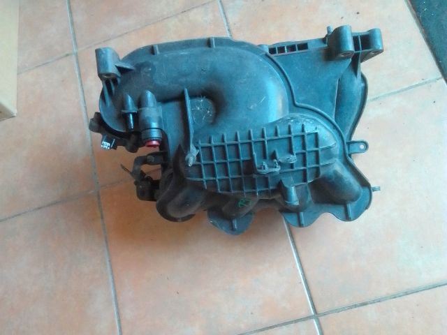 bontott FORD FIESTA VII Szívósor