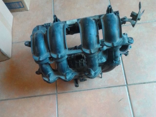 bontott FORD FIESTA VII Szívósor