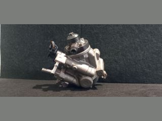 bontott FORD FIESTA VII Adagoló