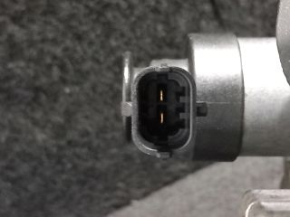 bontott FORD FIESTA VII Adagoló