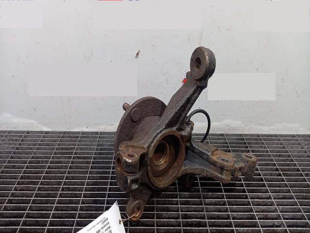 bontott FORD FIESTA VII Bal első Csonkállvány