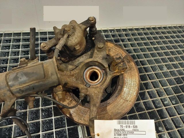 bontott FORD FIESTA VII Bal első Csonkállvány