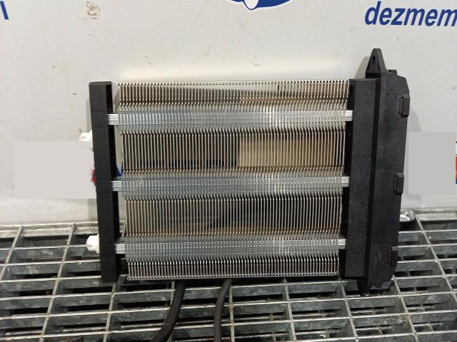 bontott FORD FIESTA VII Fűtőradiátor