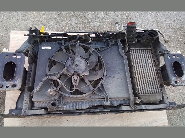 bontott FORD FIESTA VII Komplett Homlokfal (Részeivel)