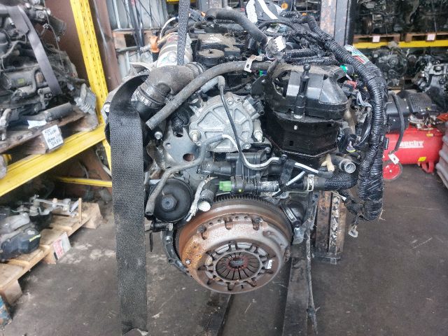 bontott FORD FIESTA VII Komplett Motor (Segédberendezésekkel)