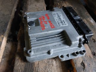 bontott FORD FIESTA VII Motorvezérlő