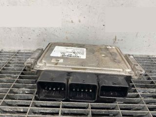 bontott FORD FIESTA VII Motorvezérlő