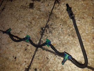 bontott FORD FIESTA VII Résolajcső