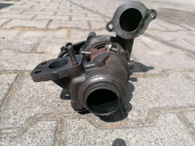 bontott FORD FIESTA VII Turbó