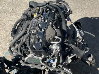 bontott FORD FIESTA VII Motor (Fűzött blokk hengerfejjel)