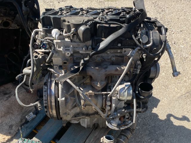 bontott FORD FIESTA VII Motor (Fűzött blokk hengerfejjel)