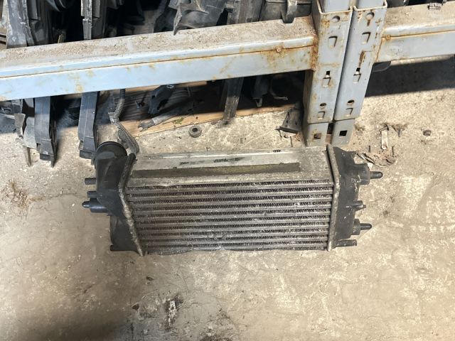 bontott FORD FIESTA VII Intercooler
