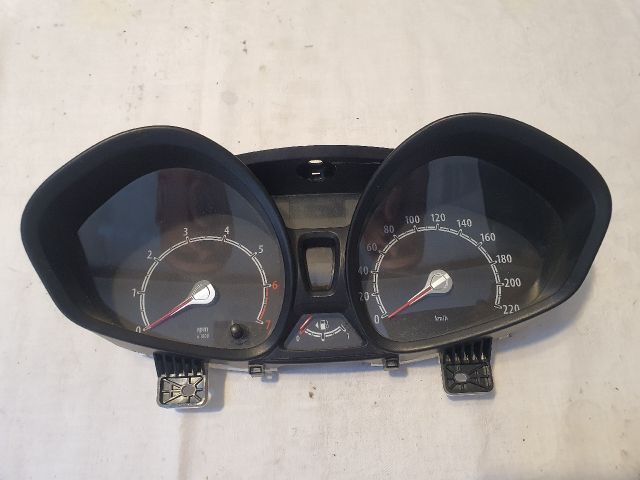 bontott FORD FIESTA VII Kilométeróra