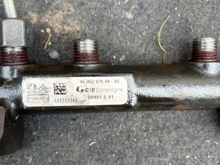 bontott FORD FIESTA VII Közösnyomócső