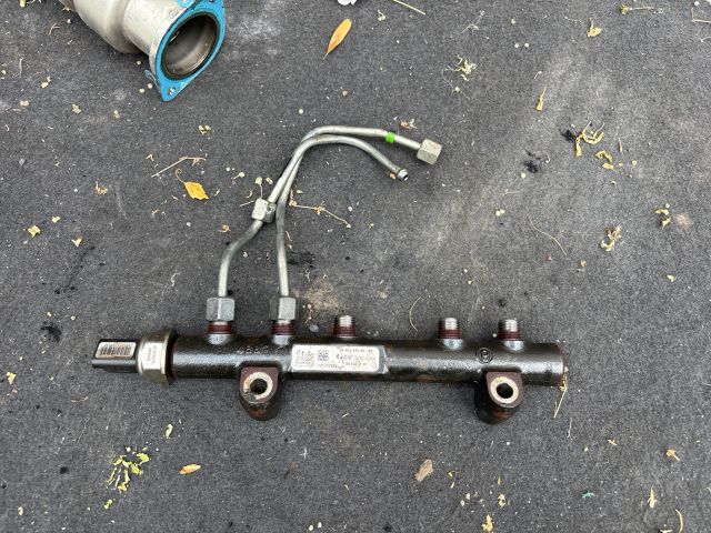 bontott FORD FIESTA VII Közösnyomócső