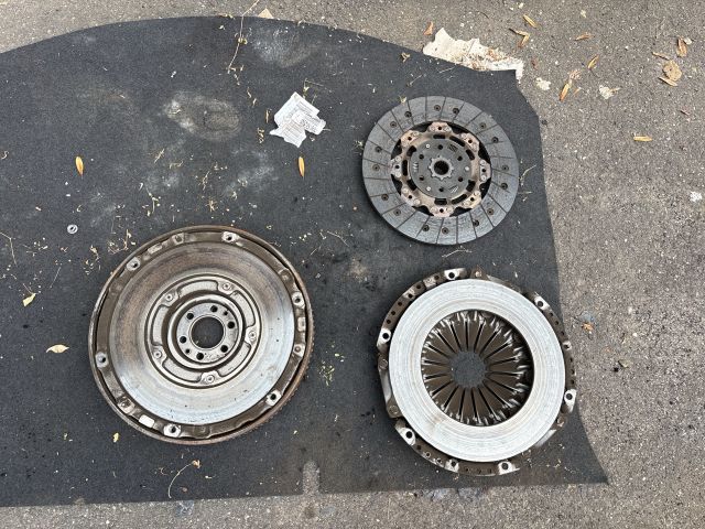 bontott FORD FIESTA VII Kuplung Szett Lendkerékkel