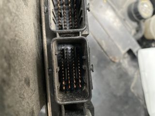 bontott FORD FIESTA VII Motorvezérlő