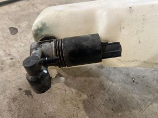 bontott FORD FIESTA VII Ablakmosó Tartály