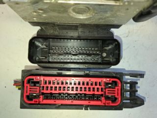 bontott FORD FIESTA VII ABS Kocka