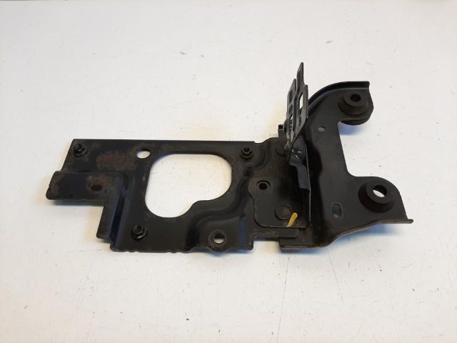 bontott FORD FIESTA VII Akkumulátor Tartó