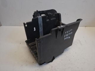 bontott FORD FIESTA VII Akkumulátor Védő Lemez