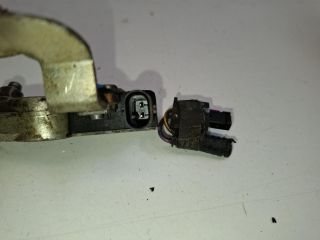 bontott FORD FIESTA VII Akkumulátor Vezérlő Panel