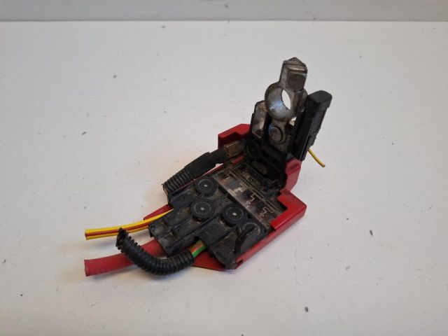 bontott FORD FIESTA VII Akkumulátor Vezérlő Panel