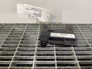 bontott FORD FIESTA VII Antenna Erősítő