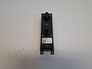 bontott FORD FIESTA VII Bal első Ablakemelő Kapcsoló