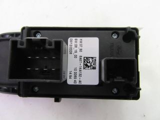 bontott FORD FIESTA VII Bal első Ablakemelő Kapcsoló