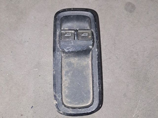 bontott FORD FIESTA VII Bal első Ablakemelő Kapcsoló