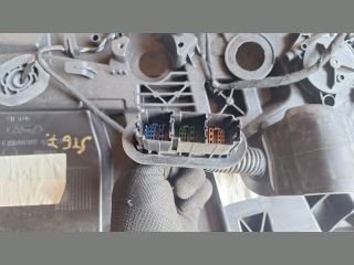 bontott FORD FIESTA VII Bal első Ablakemelő Szerkezet (Elektromos)