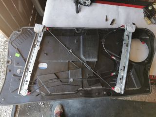 bontott FORD FIESTA VII Bal első Ablakemelő Szerkezet (Elektromos)