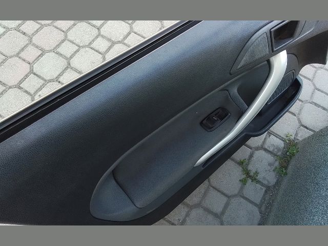 bontott FORD FIESTA VII Bal első Ajtó (Részeivel)