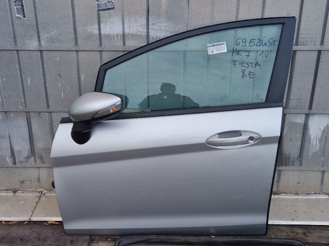 bontott FORD FIESTA VII Bal első Ajtó (Részeivel)