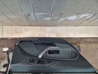 bontott FORD FIESTA VII Bal első Ajtó (Részeivel)