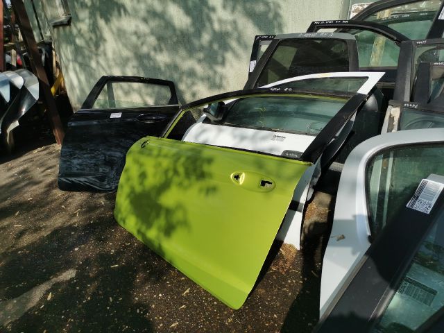 bontott FORD FIESTA VII Bal első Ajtó (Üres lemez)
