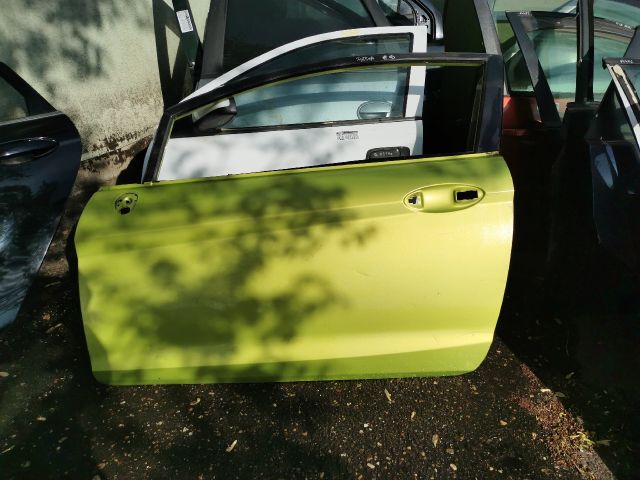 bontott FORD FIESTA VII Bal első Ajtó (Üres lemez)