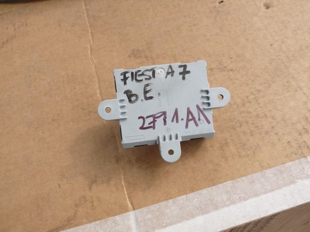 bontott FORD FIESTA VII Bal első Ajtó Vezérlőegység