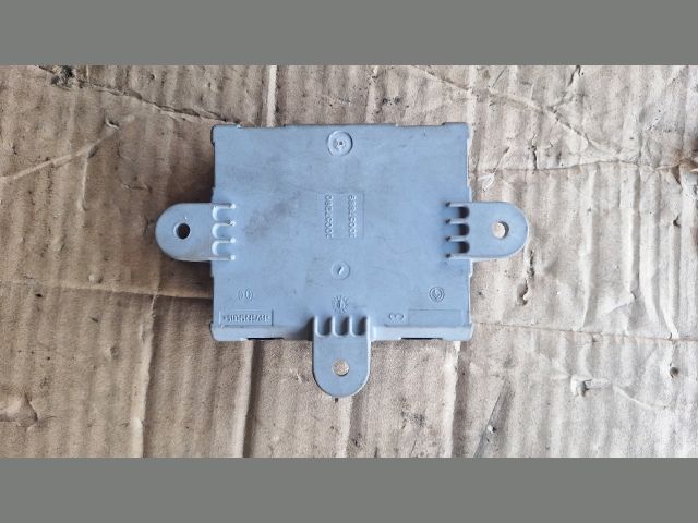 bontott FORD FIESTA VII Bal első Ajtó Vezérlőegység